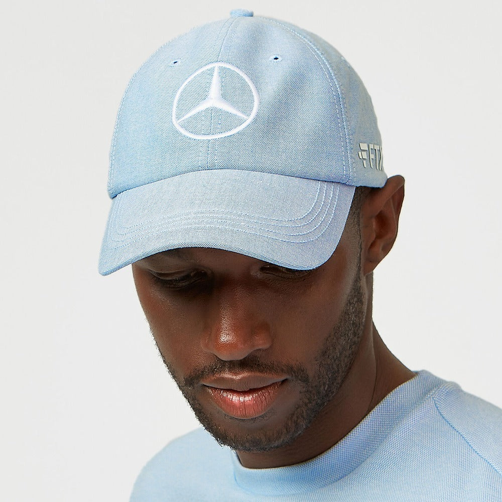 Mercedes AMG Petronas F1 2022 Team Special Edition Silverstone George Russell Kasket med Knapper - Blå